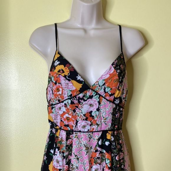 Lulus Incense and Peppermints Black Floral Dress Size small - Picture 3 of 7